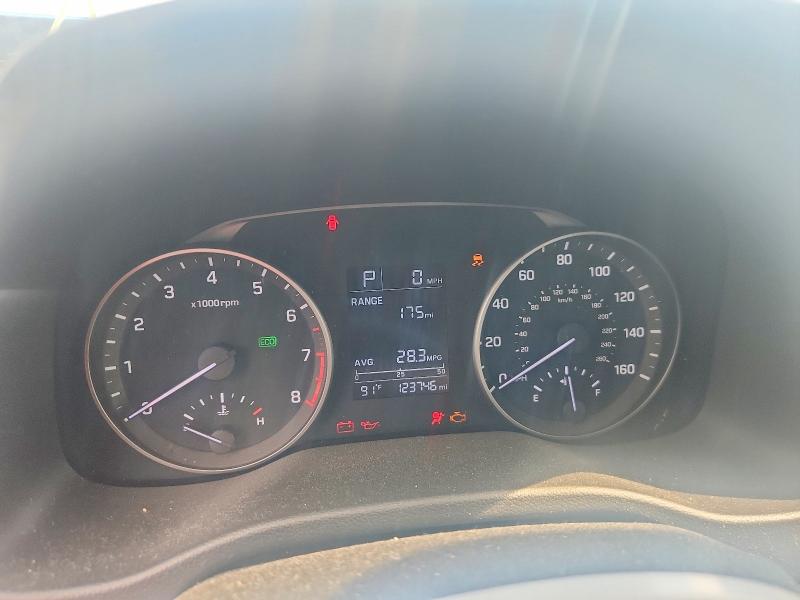 66801746 :رقم المزاد ، 5NPD74LF9JH217765 vin ، 2018 Hyundai Elantra مزاد بيع