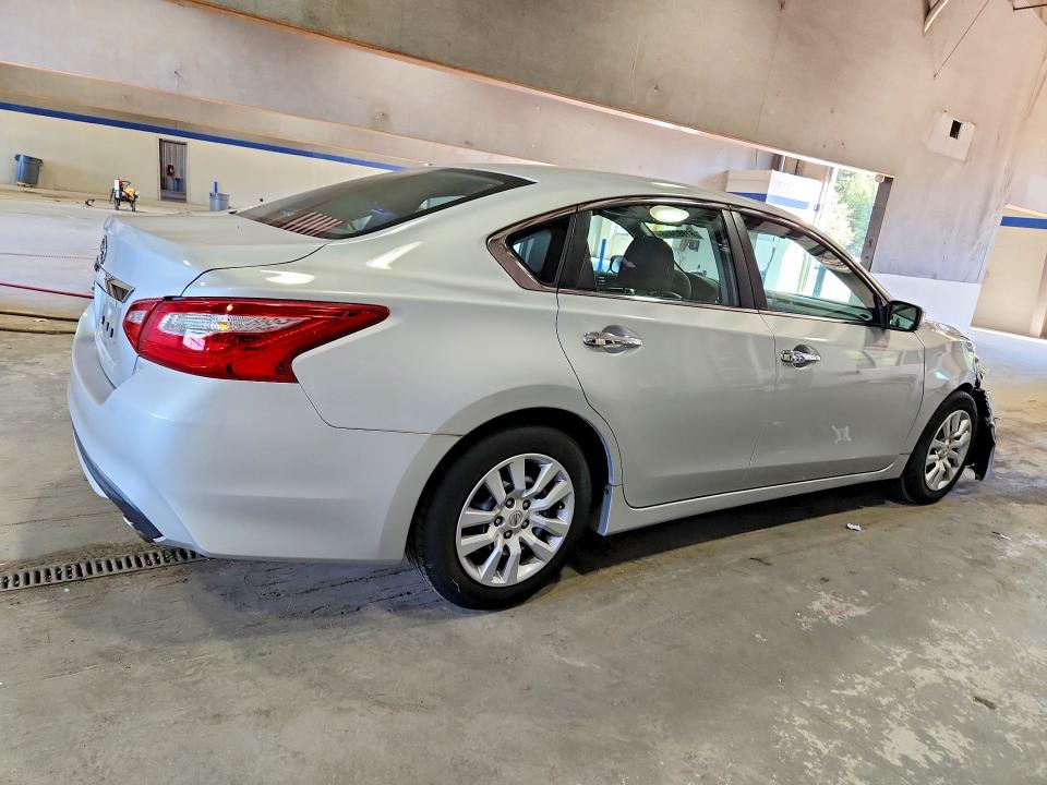 Aukcja sprzedaży 2017 Nissan Altima, vin: 1N4AL3AP7HN315018, numer aukcji: 67882456