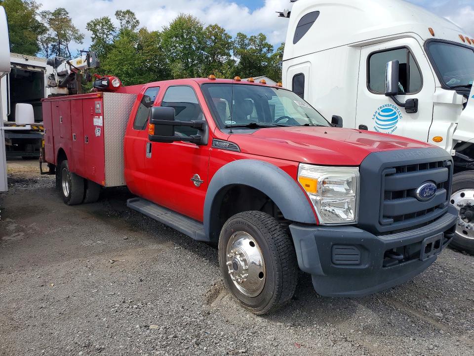 69921846 :رقم المزاد ، 1FD0X5HT7FED10726 vin ، 2015 Ford F550 مزاد بيع