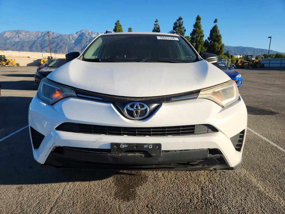 70624166 :رقم المزاد ، 2T3ZFREV6GW267227 vin ، 2016 Toyota Rav4 مزاد بيع