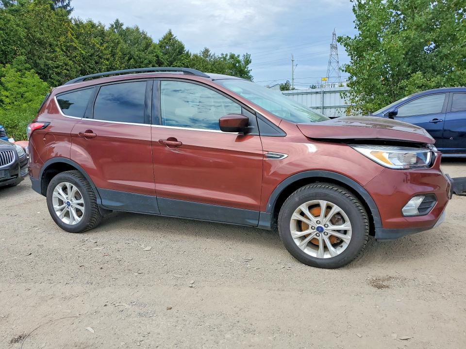 Продаж на аукціоні авто 2018 Ford Escape, vin: 1FMCU9GD6JUB65202, номер лоту: 68567866