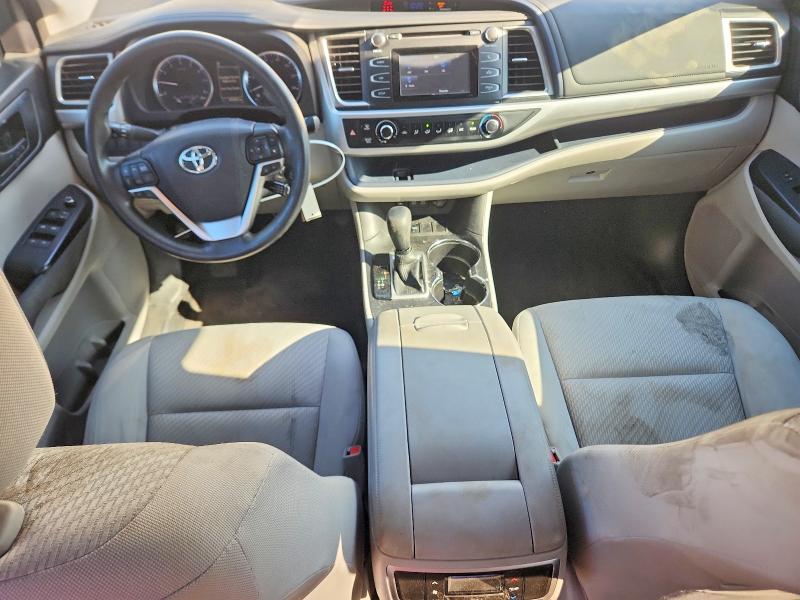 68661706 :رقم المزاد ، 5TDZARFH2HS027621 vin ، 2017 Toyota Highlander مزاد بيع