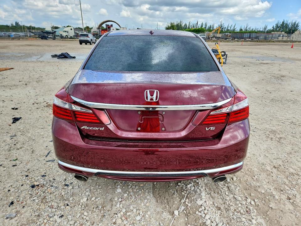 Продаж на аукціоні авто 2017 Honda Accord, vin: 1HGCR3F82HA044106, номер лоту: 68920556