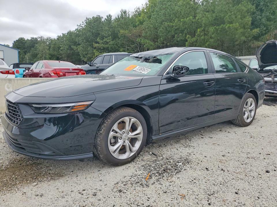 Продажа на аукционе авто 2025 Honda Accord, vin: 1HGCY1F21SA085868, номер лота: 69615756
