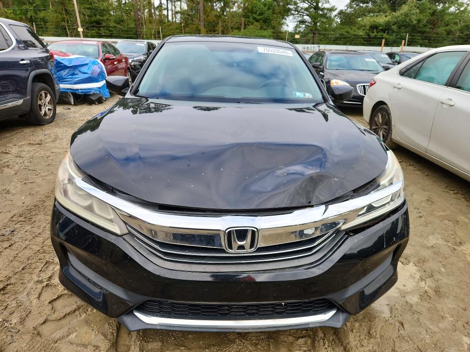 Продажа на аукционе авто 2017 Honda Accord, vin: 1HGCR2F34HA030044, номер лота: 70533546