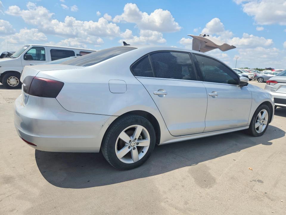 67210966 :رقم المزاد ، 3VWLL7AJ2DM306265 vin ، 2013 Volkswagen Jetta مزاد بيع