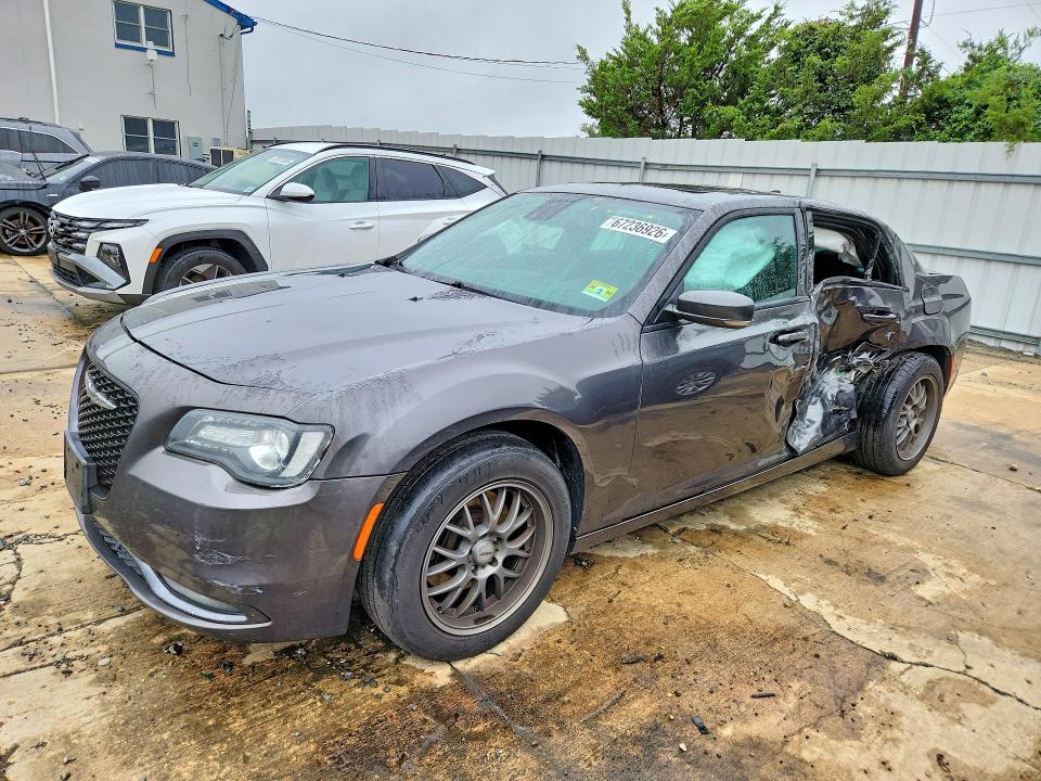 Aukcja sprzedaży 2015 Chrysler 300, vin: 2C3CCAGGXFH883109, numer aukcji: 67236926