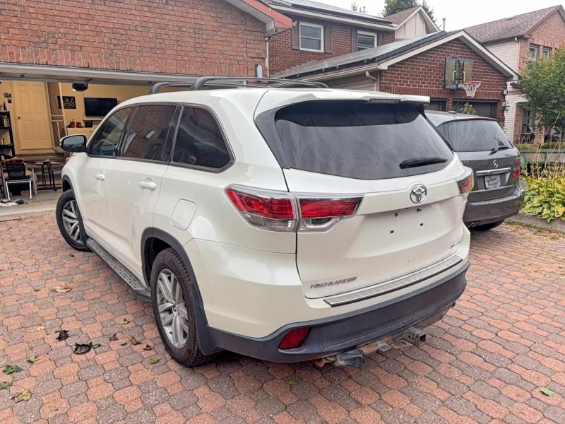 Aukcja sprzedaży 2015 Toyota Highlander, vin: 5TDBKRFH7FS204496, numer aukcji: 71108596