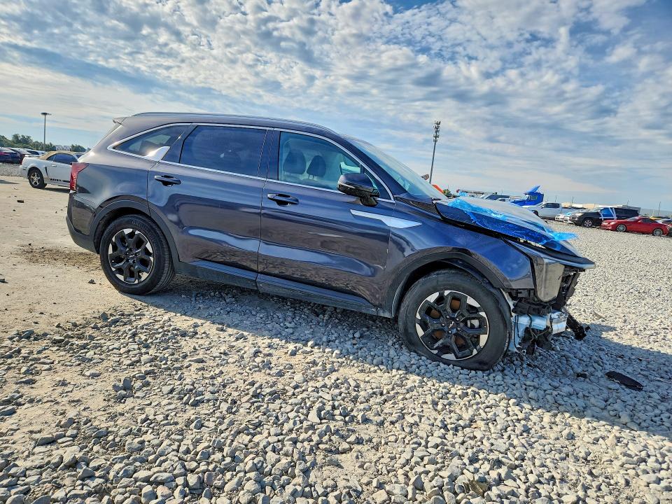 2025 Kia Sorento მანქანა იყიდება აუქციონზე, vin: 5XYRL4JC6SG382319, აუქციონის ნომერი: 70621506