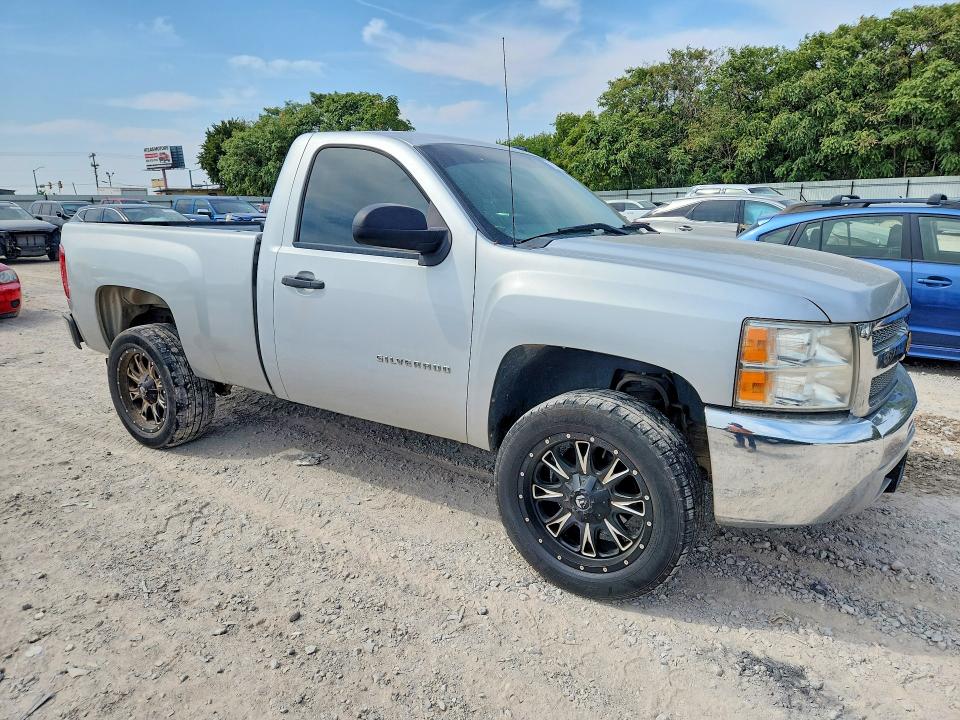 70116606 :رقم المزاد ، 1GCNCPEX0DZ128137 vin ، 2013 Chevrolet Silverado مزاد بيع