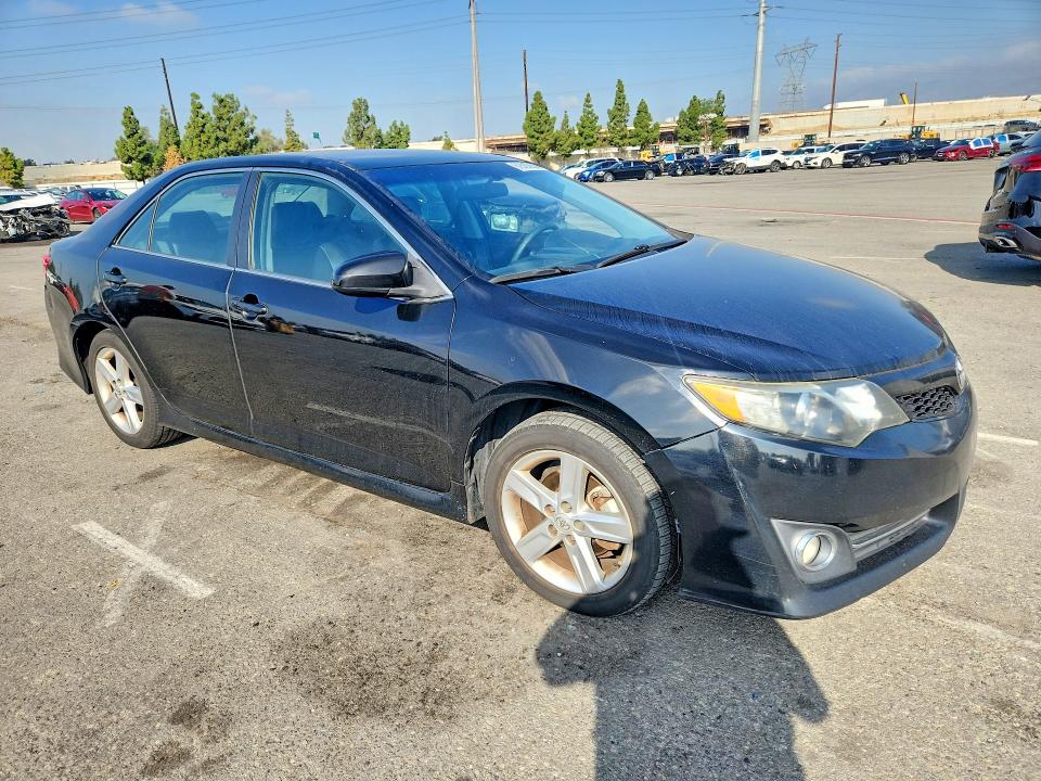 Aukcja sprzedaży 2014 Toyota Camry, vin: 4T1BF1FK4EU360549, numer aukcji: 69383656