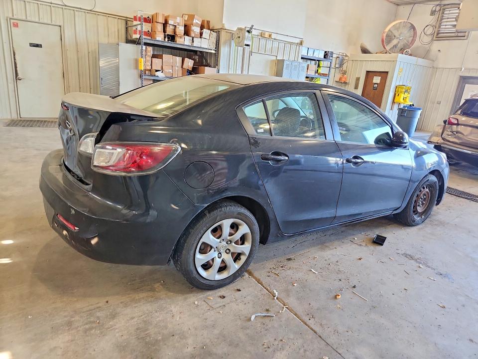 2013 Mazda 3 მანქანა იყიდება აუქციონზე, vin: JM1BL1TF8D1767519, აუქციონის ნომერი: 67661926