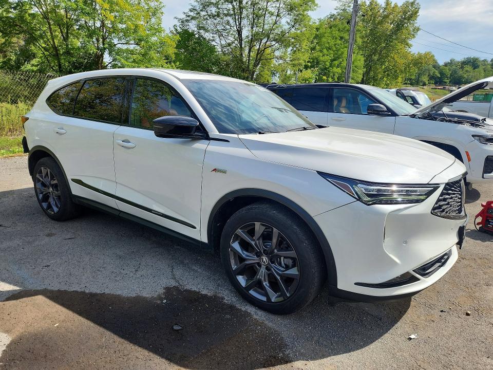 69500566 :رقم المزاد ، 5J8YE1H0XPL017574 vin ، 2023 Acura Mdx مزاد بيع