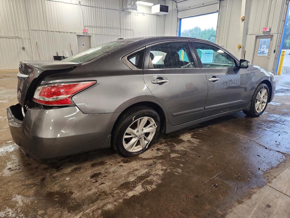 Auction sale of the 2015 Nissan Altima, vin: 1N4AL3AP3FC260141, lot number: 69639986