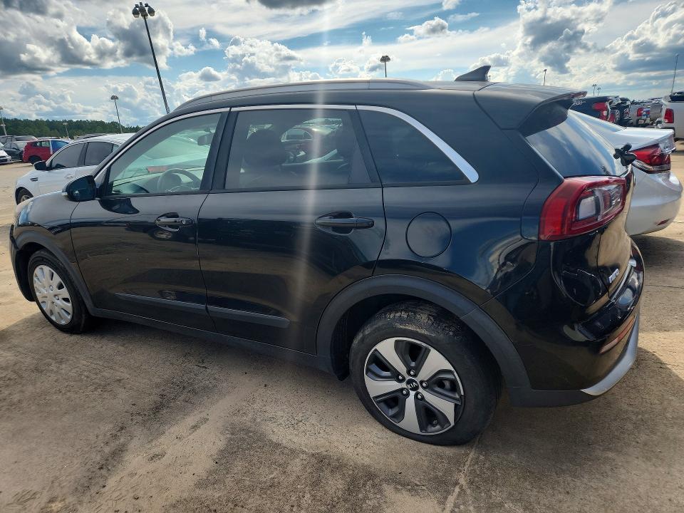 67930976 :رقم المزاد ، KNDCC3LC4H5065900 vin ، 2017 Kia Niro مزاد بيع