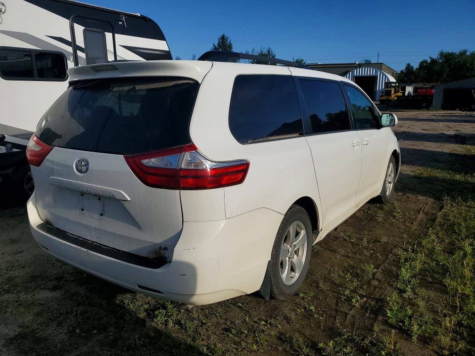 Aukcja sprzedaży 2015 Toyota Sienna, vin: 5TDKK3DC3FS567057, numer aukcji: 68027936