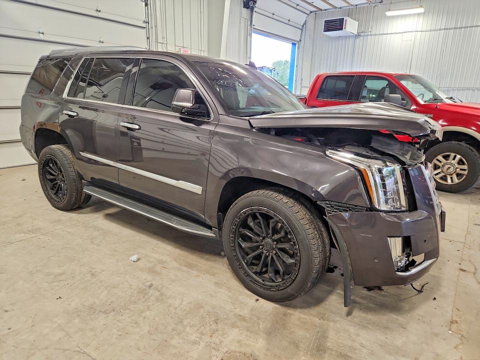 2017 Cadillac Escalade მანქანა იყიდება აუქციონზე, vin: 1GYS4BKJ8HR120029, აუქციონის ნომერი: 68874566