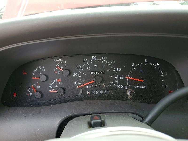 2001 Ford Excursion მანქანა იყიდება აუქციონზე, vin: 1FMNU41L51EC18364, აუქციონის ნომერი: 69696366