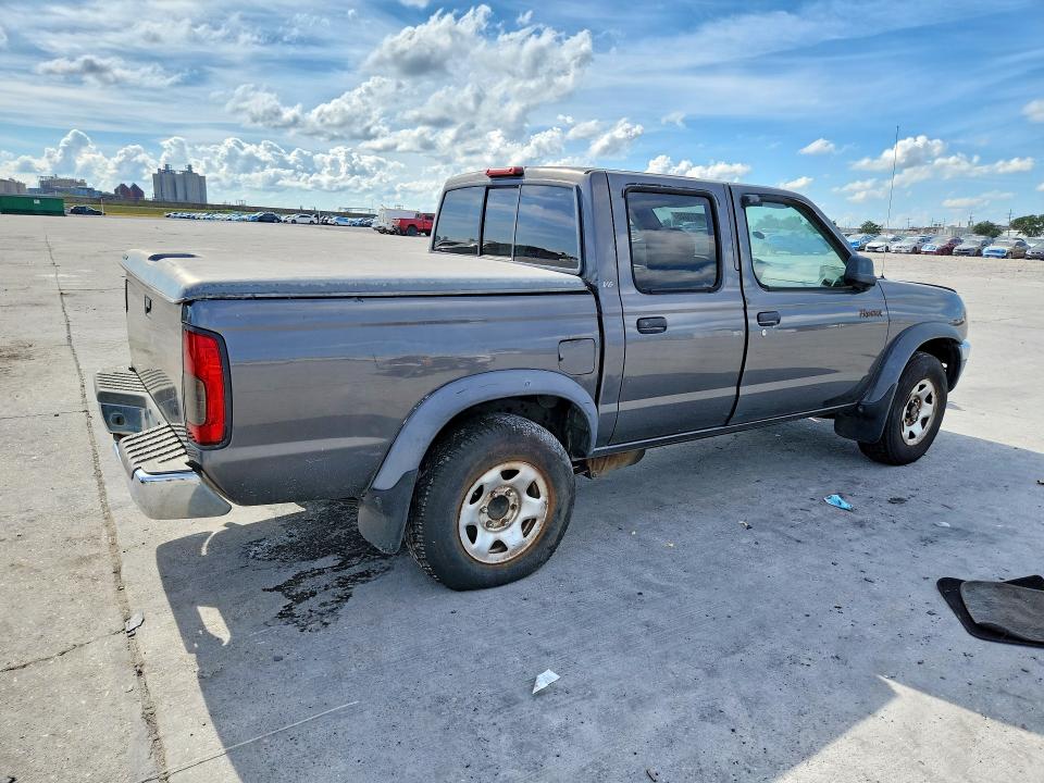 70677046 :رقم المزاد ، 1N6ED27T9YC361661 vin ، 2000 Nissan Frontier مزاد بيع
