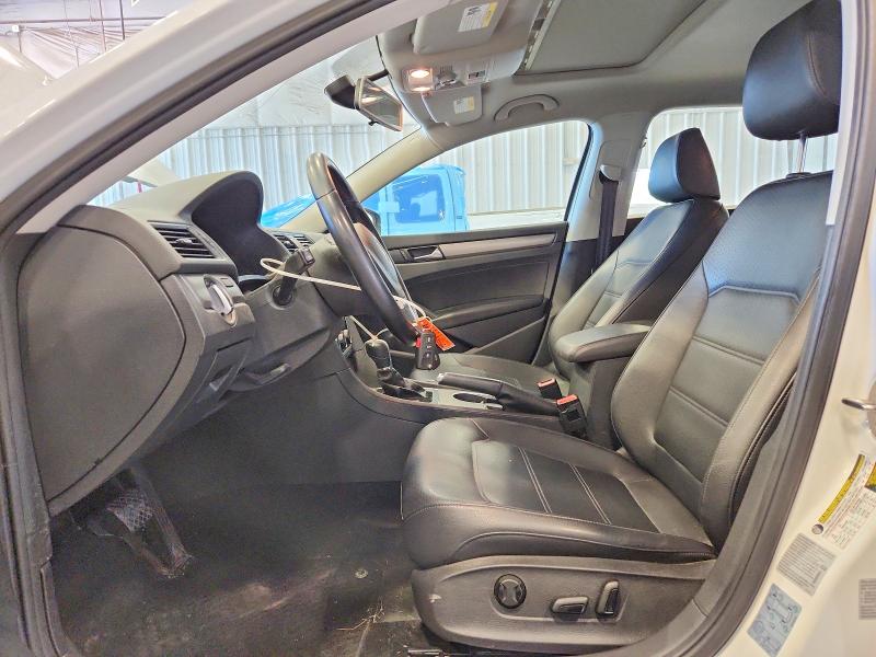 68349156 :رقم المزاد ، 1VWBV7A30FC042877 vin ، 2015 Volkswagen Passat مزاد بيع
