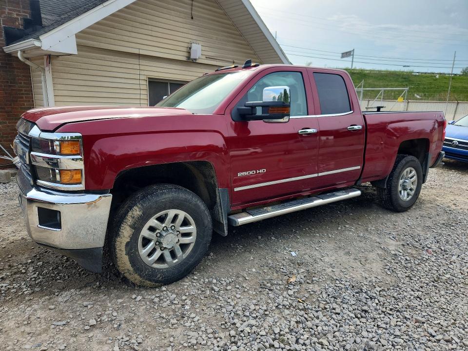 66766256 :رقم المزاد ، 1GC2KWEGXJZ154899 vin ، 2018 Chevrolet Silverado مزاد بيع