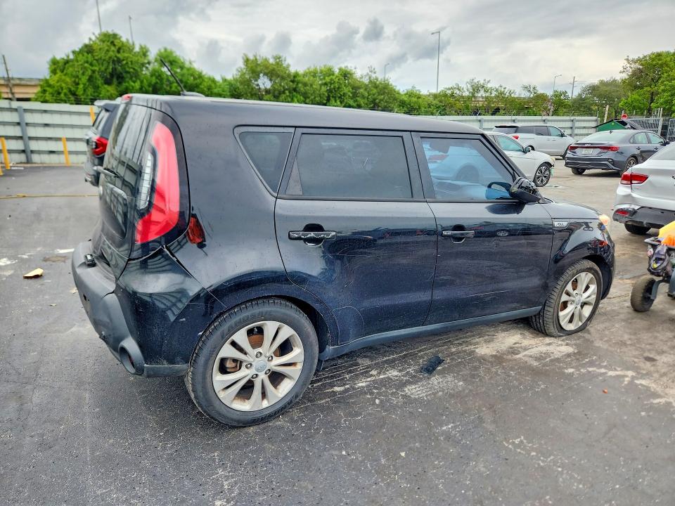 Продаж на аукціоні авто 2015 Kia Soul, vin: KNDJP3A50F7788435, номер лоту: 70376006