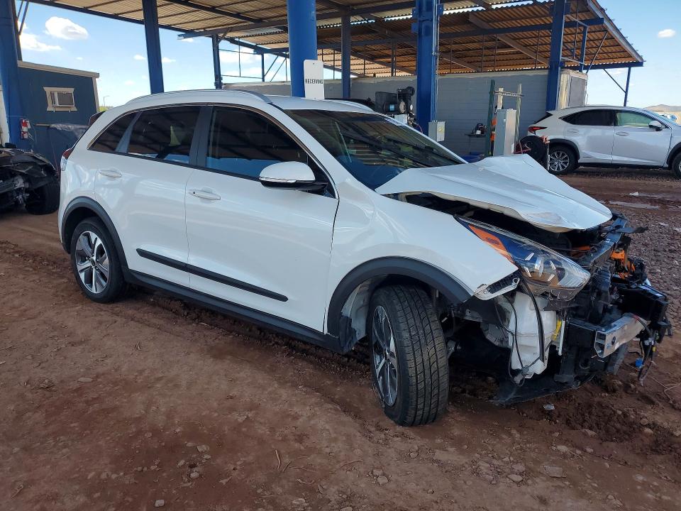 Продаж на аукціоні авто 2021 Kia Niro, vin: KNDCC3LGXM5107323, номер лоту: 71054156