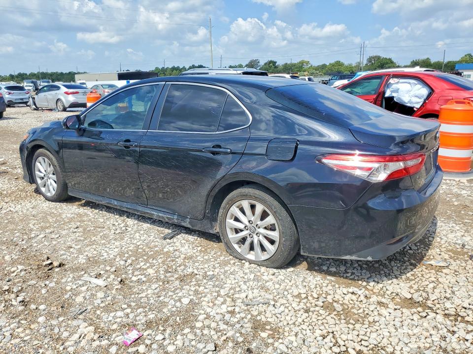 Продаж на аукціоні авто 2018 Toyota Camry, vin: 4T1B11HK0JU055006, номер лоту: 68742676