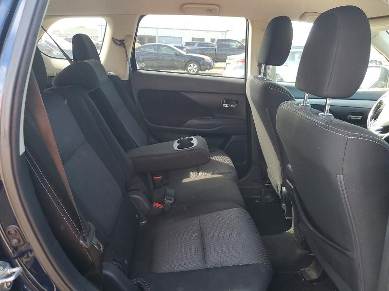 70059486 :رقم المزاد ، JA4AZ3A37JZ020709 vin ، 2018 Mitsubishi Outlander مزاد بيع