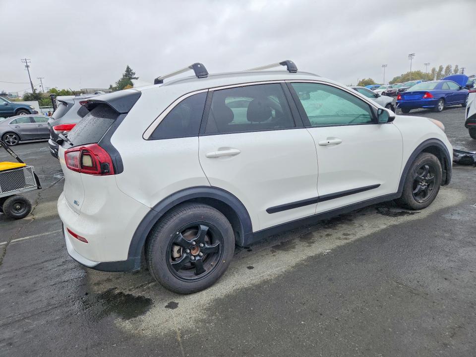 Продаж на аукціоні авто 2019 Kia Niro, vin: KNDCB3LC3K5266990, номер лоту: 67500806