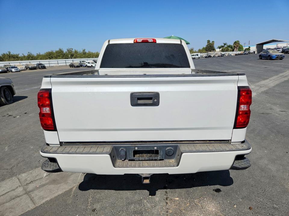 69599386 :رقم المزاد ، 3GCUKREC3JG297829 vin ، 2018 Chevrolet Silverado مزاد بيع