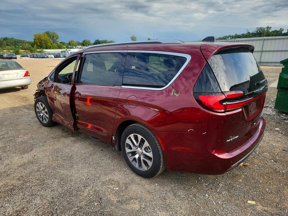 69127646 :رقم المزاد ، 2C4RC1N74PR504514 vin ، 2023 Chrysler Pacifica مزاد بيع