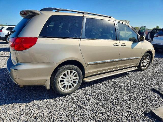 67725526 :رقم المزاد ، 5TDBK22C09S023858 vin ، 2009 Toyota Sienna مزاد بيع