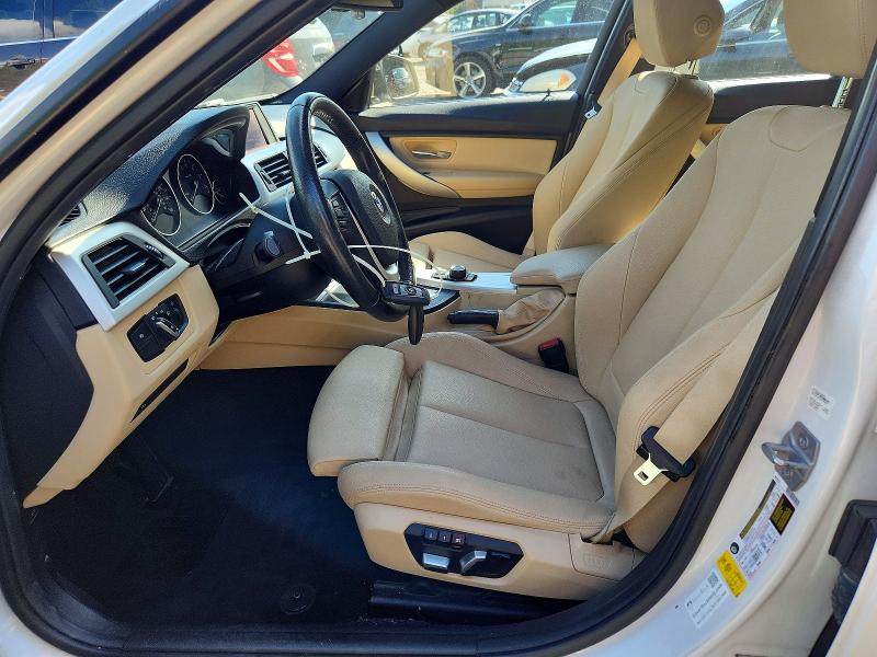 68172726 :رقم المزاد ، WBA8E1G51JNU90882 vin ، 2018 Bmw 320 مزاد بيع