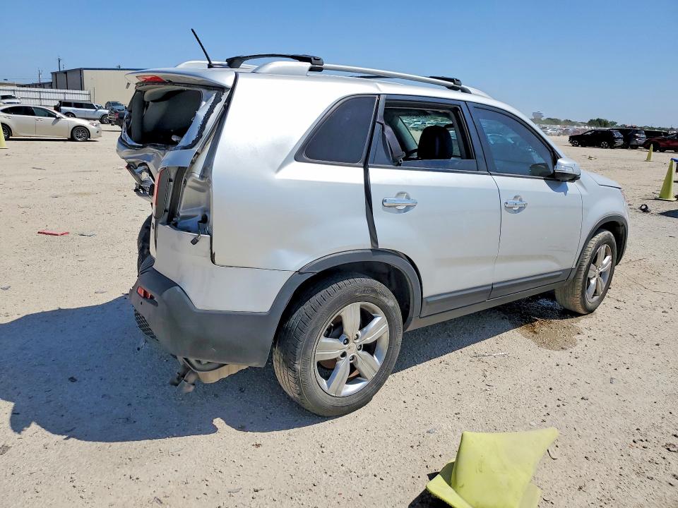 67327826 :رقم المزاد ، 5XYKU3A69DG327370 vin ، 2013 Kia Sorento مزاد بيع