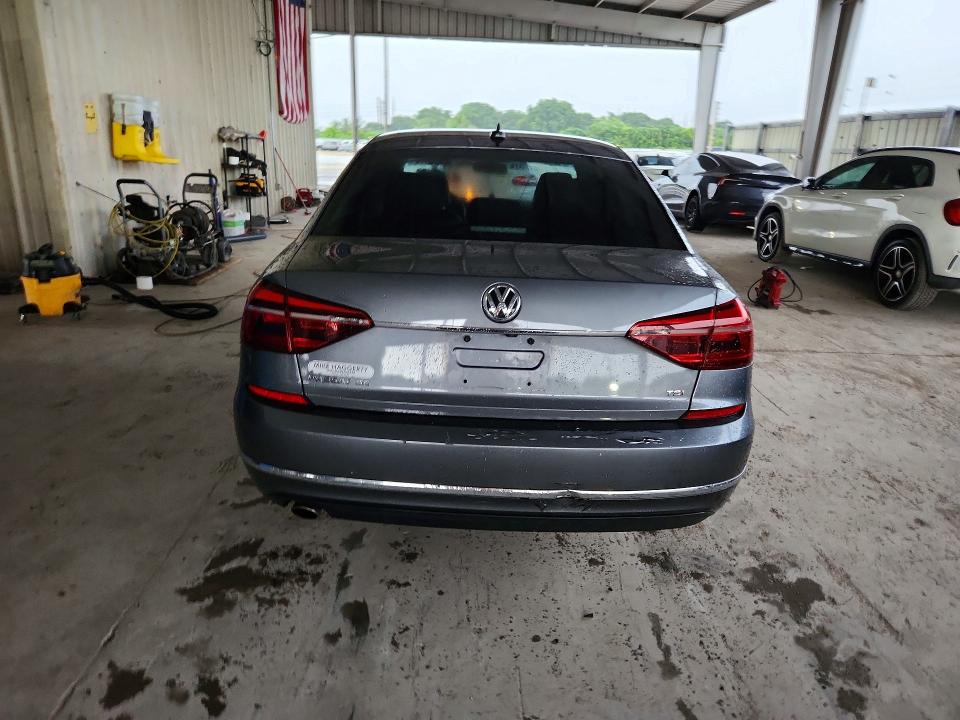 Aukcja sprzedaży 2017 Volkswagen Passat, vin: 1VWBT7A31HC021495, numer aukcji: 70240886