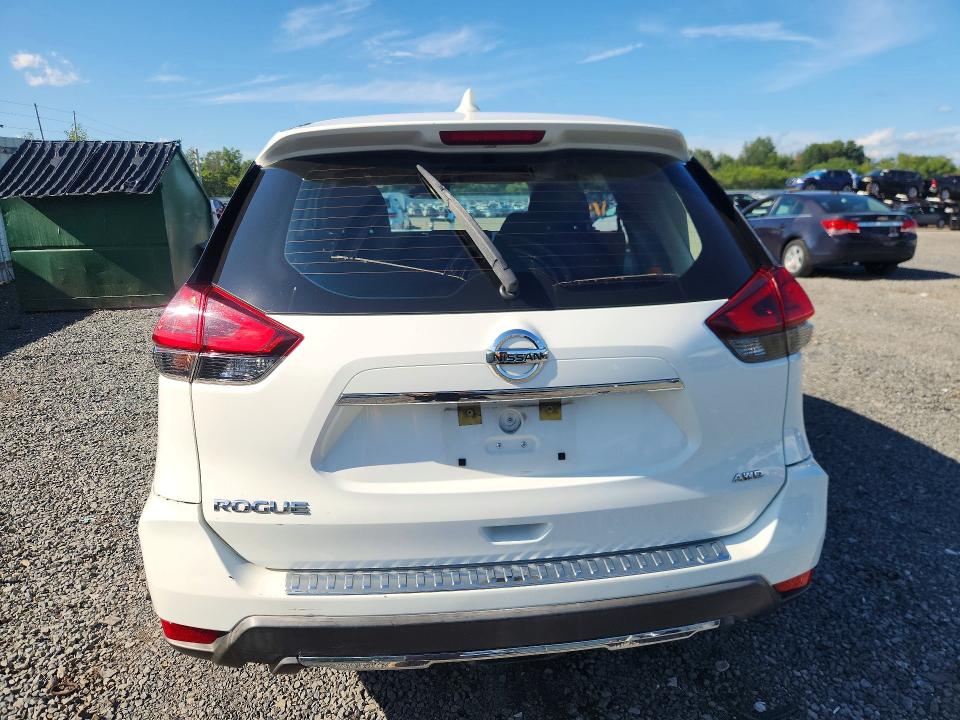 2017 Nissan Rogue მანქანა იყიდება აუქციონზე, vin: KNMAT2MV3HP537770, აუქციონის ნომერი: 67442836