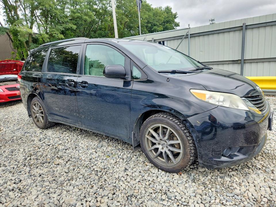 Продаж на аукціоні авто 2012 Toyota Sienna, vin: 5TDJK3DC1CS047768, номер лоту: 59411746
