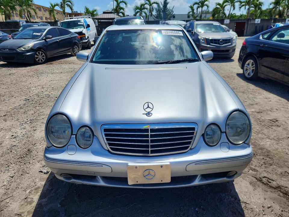 2001 Mercedes-benz E მანქანა იყიდება აუქციონზე, vin: WDBJF74J31B309660, აუქციონის ნომერი: 69146086