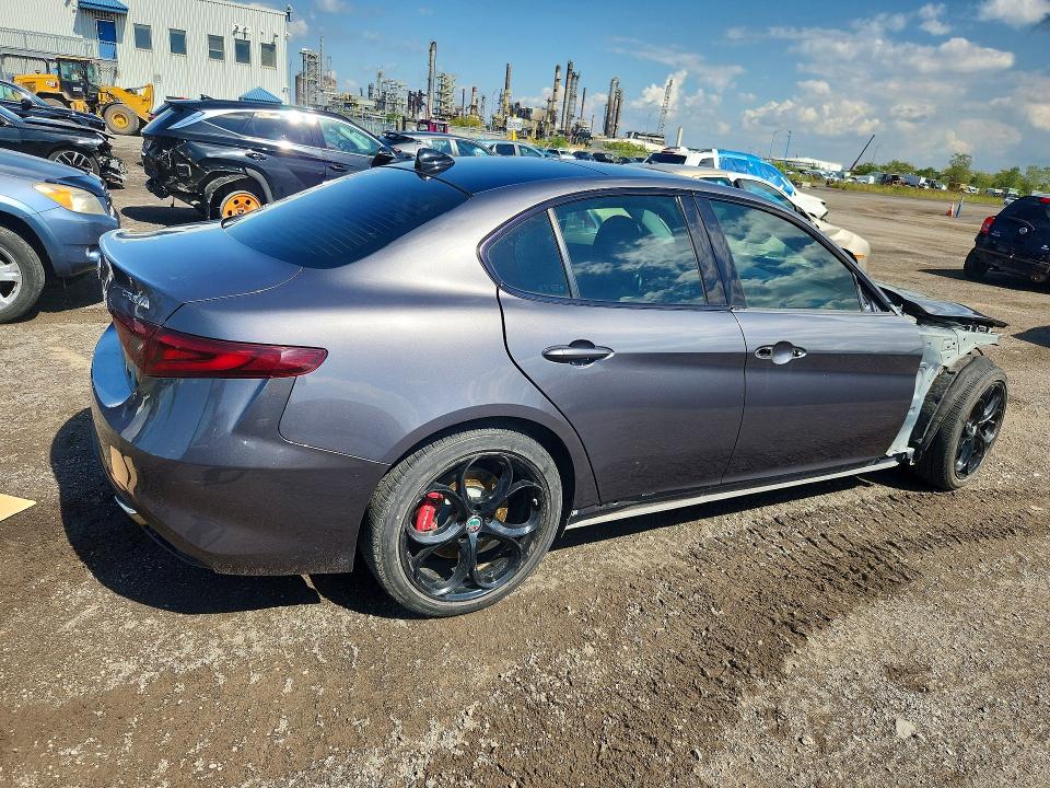 Aukcja sprzedaży 2017 Alfa Romeo Giulia, vin: ZARFAEEN9H7534065, numer aukcji: 66117186