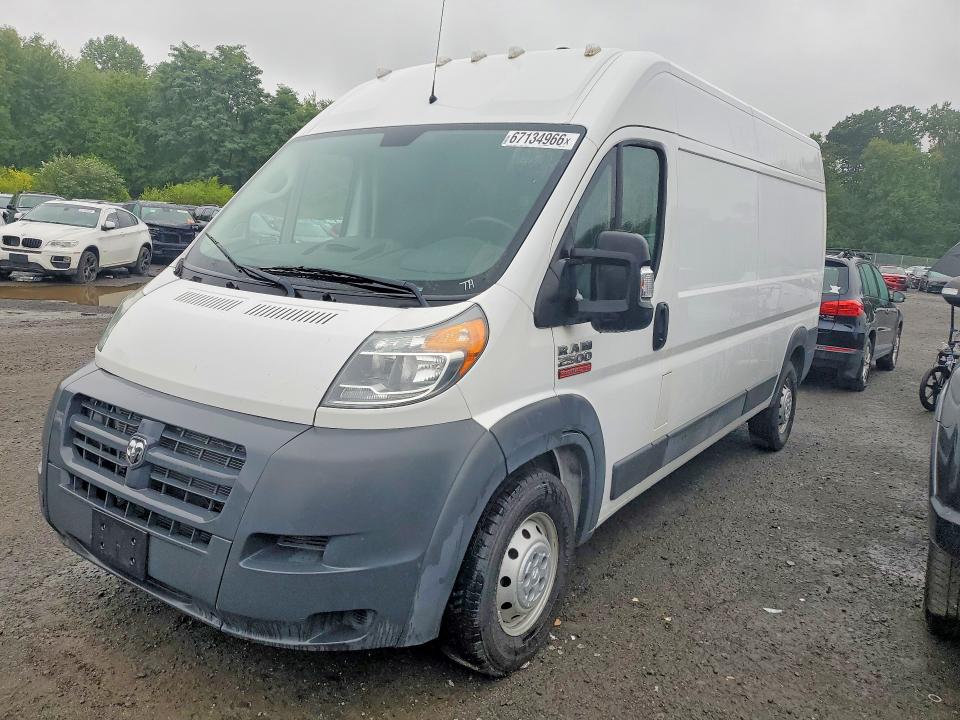 67134966 :رقم المزاد ، 3C6TRVDGXJE133839 vin ، 2018 Ram Promaster 2500 مزاد بيع