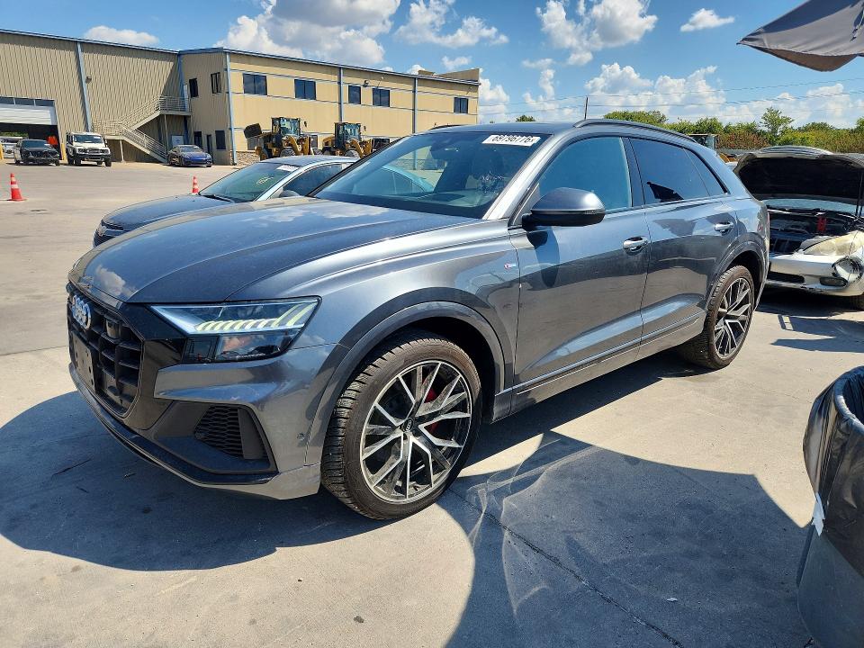 69796776 :رقم المزاد ، WA1FVAF18LD015631 vin ، 2020 Audi Q8 مزاد بيع