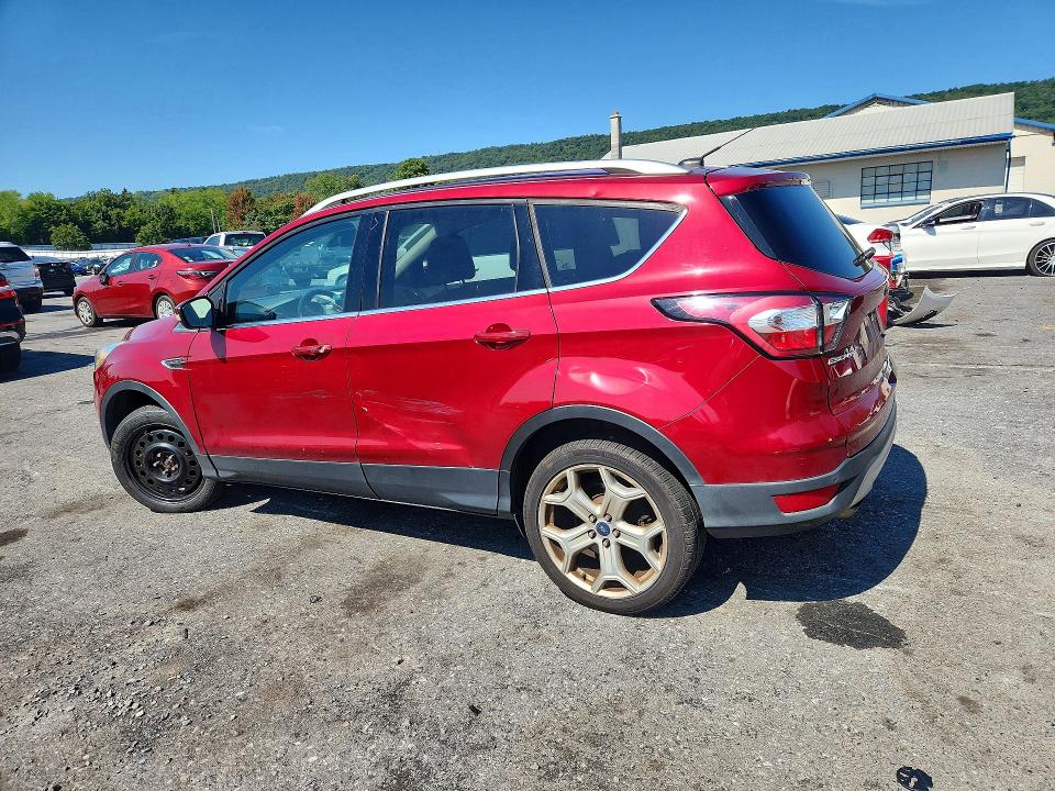 2017 Ford Escape მანქანა იყიდება აუქციონზე, vin: 1FMCU9JD2HUC30758, აუქციონის ნომერი: 69192736