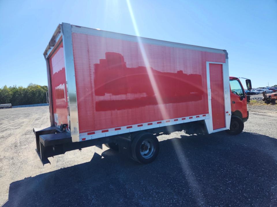 69335496 :رقم المزاد ، JHHSDM2H2HK005785 vin ، 2017 Hino 195 مزاد بيع