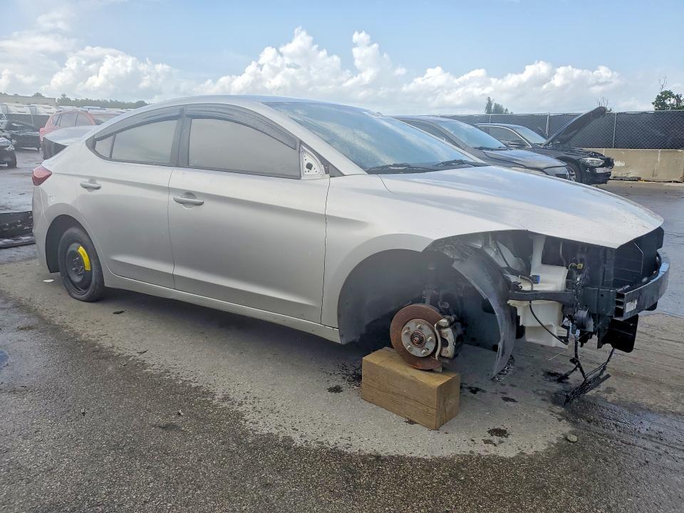 69547356 :رقم المزاد ، 5NPD84LF5JH284232 vin ، 2018 Hyundai Elantra مزاد بيع