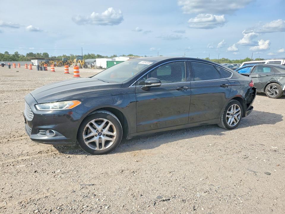 69894586 :رقم المزاد ، 1FA6P0HD8E5370870 vin ، 2014 Ford Fusion مزاد بيع