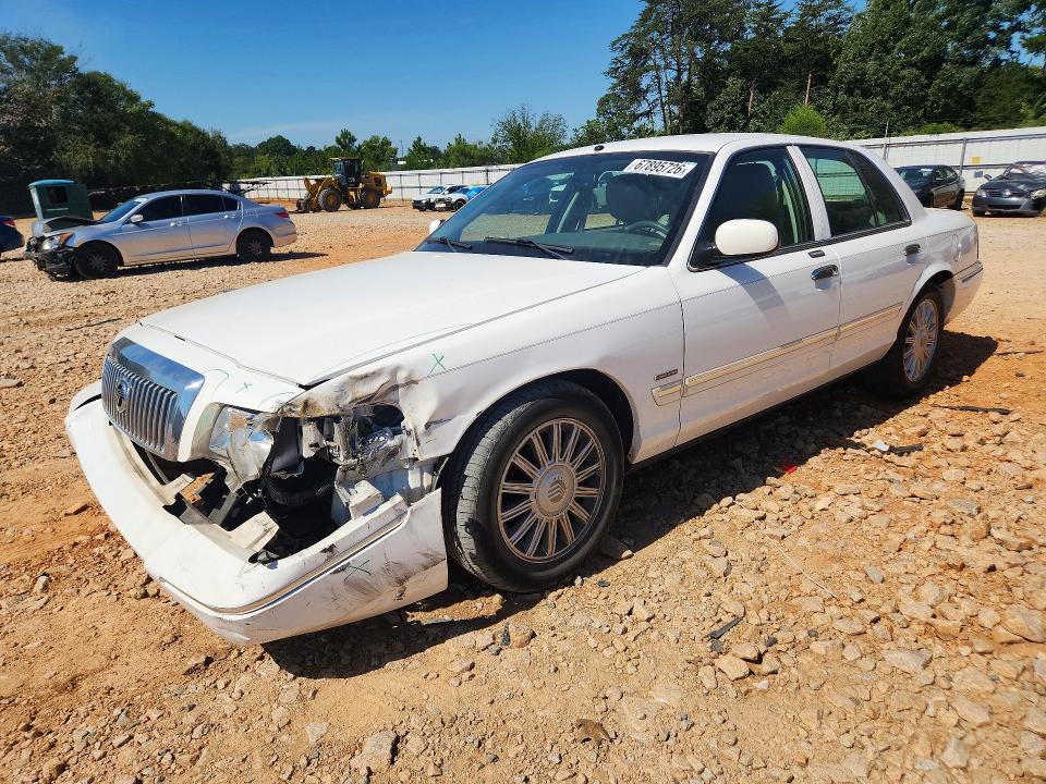 Aukcja sprzedaży 2011 Mercury Grand Marquis, vin: 2MEBM7FV9BX610085, numer aukcji: 67895726