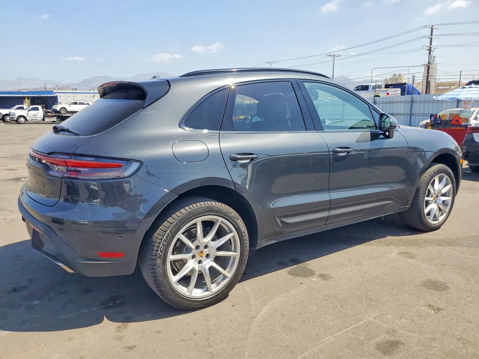 Продажа на аукционе авто 2024 Porsche Macan, vin: WP1AA2A50RLB19930, номер лота: 69611046