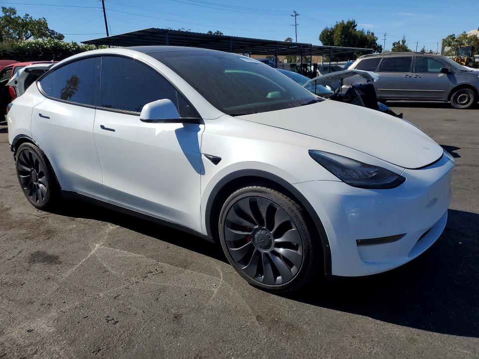 2020 Tesla Model Y მანქანა იყიდება აუქციონზე, vin: 5YJYGDEF1LF033694, აუქციონის ნომერი: 70627626