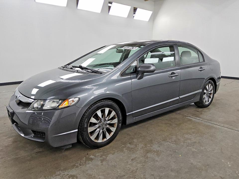 70330476 :رقم المزاد ، 19XFA1F99AE021277 vin ، 2010 Honda Civic مزاد بيع